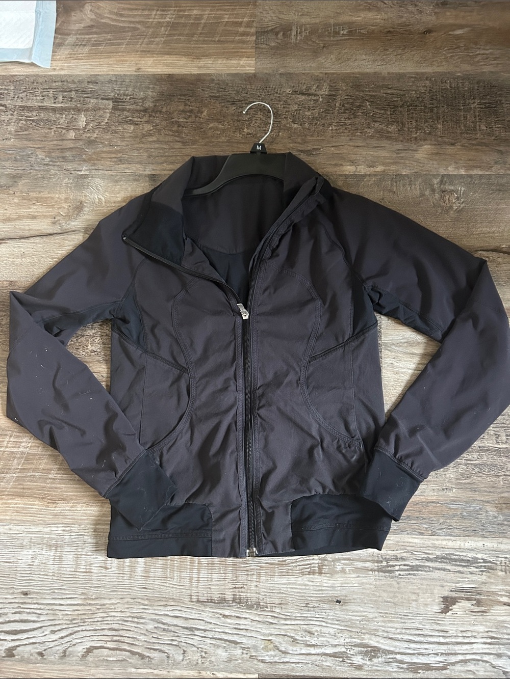 Lululemon Women’s Lightweight Zip-Up Jacket - 4